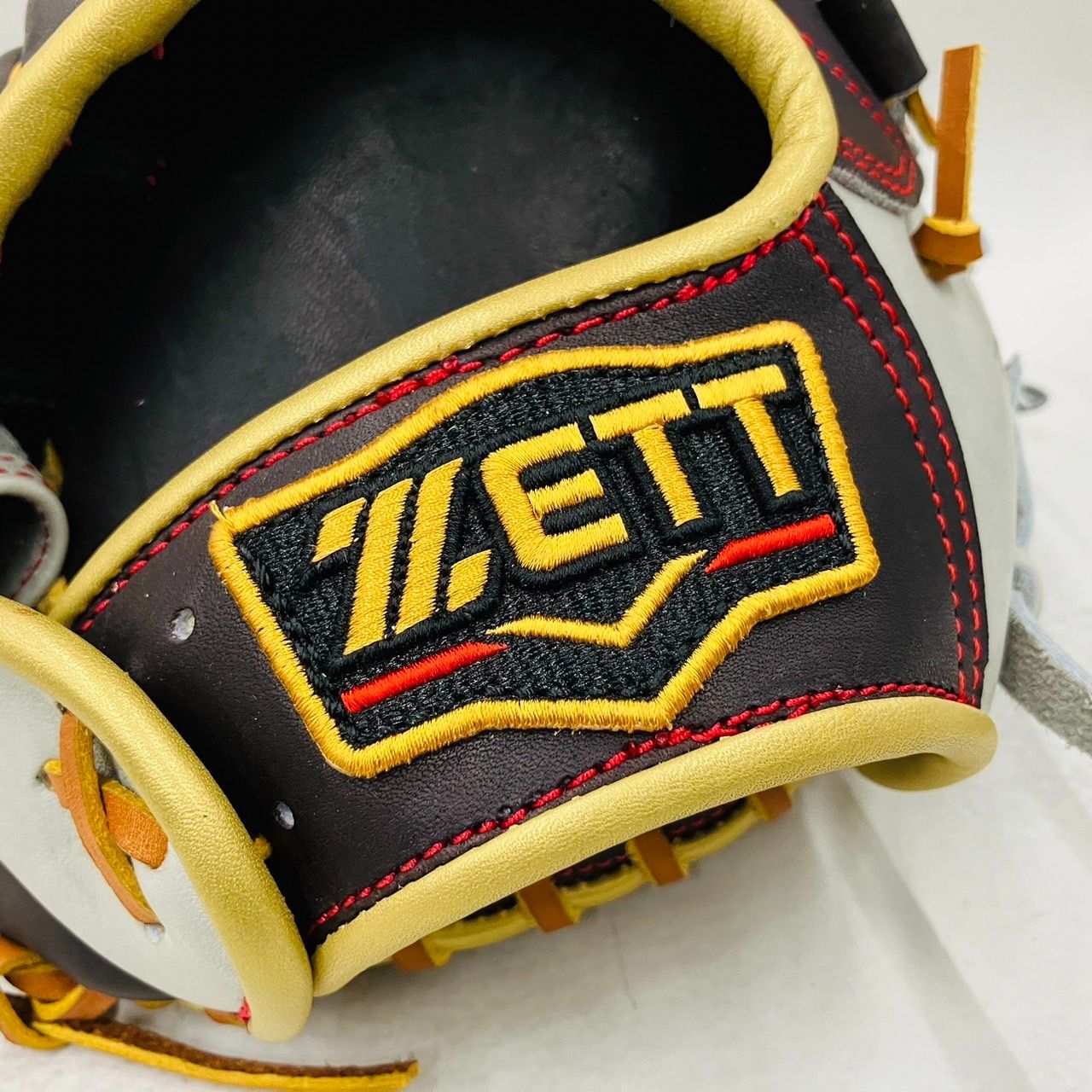 ZETT　源田モデル　グローブ　侍JAPAN ZETT（ゼット）軟式用グラブ プロステイタス 源田モデル 236型