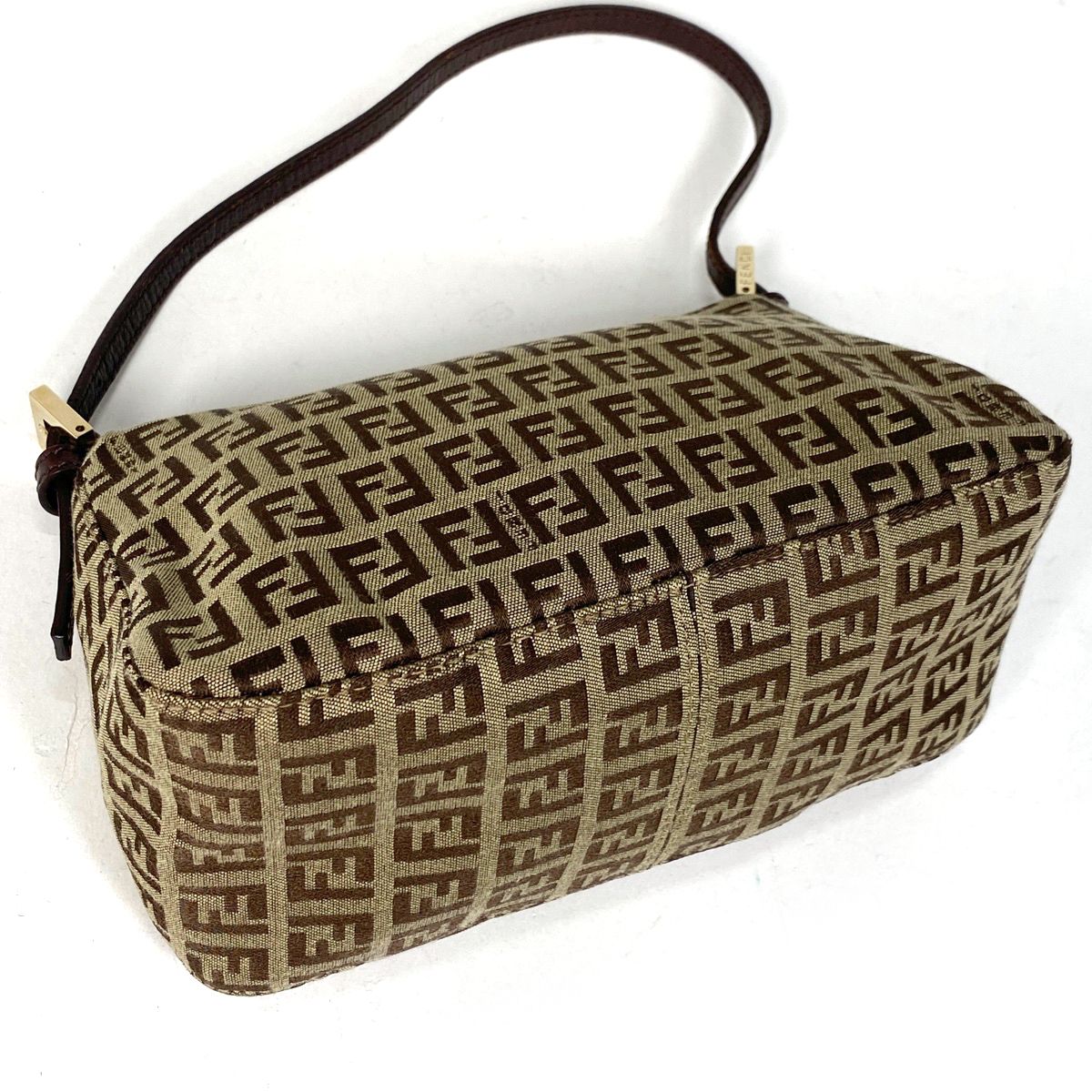 フェンディ FENDI ズッキーノ柄 ミニ マンマバケット ワンショルダー