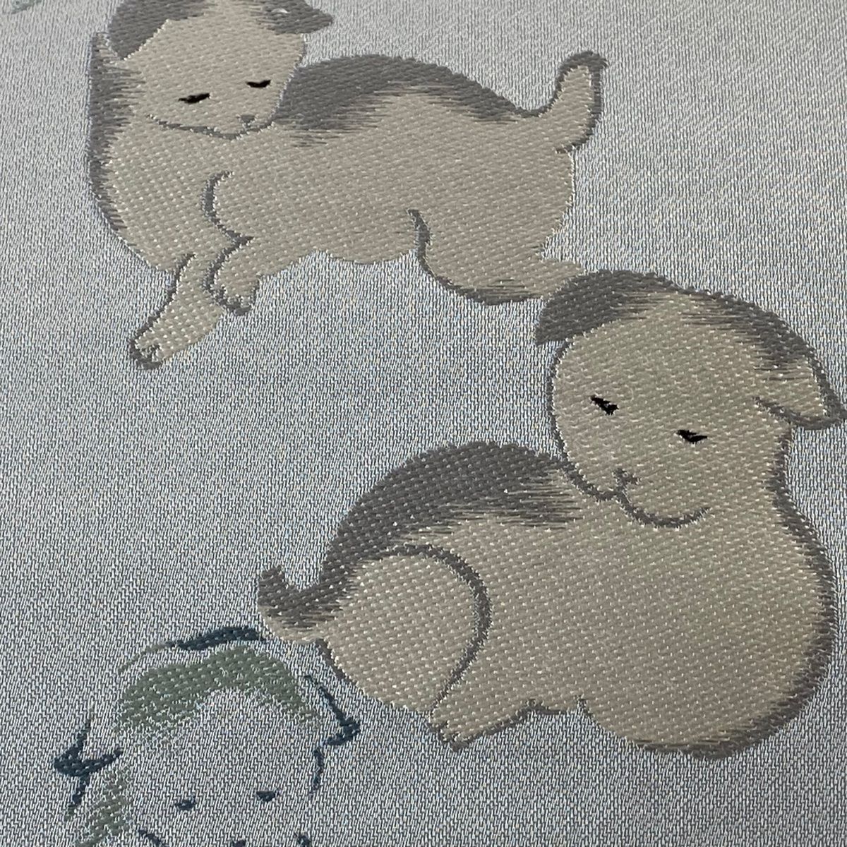 シルエット 水色