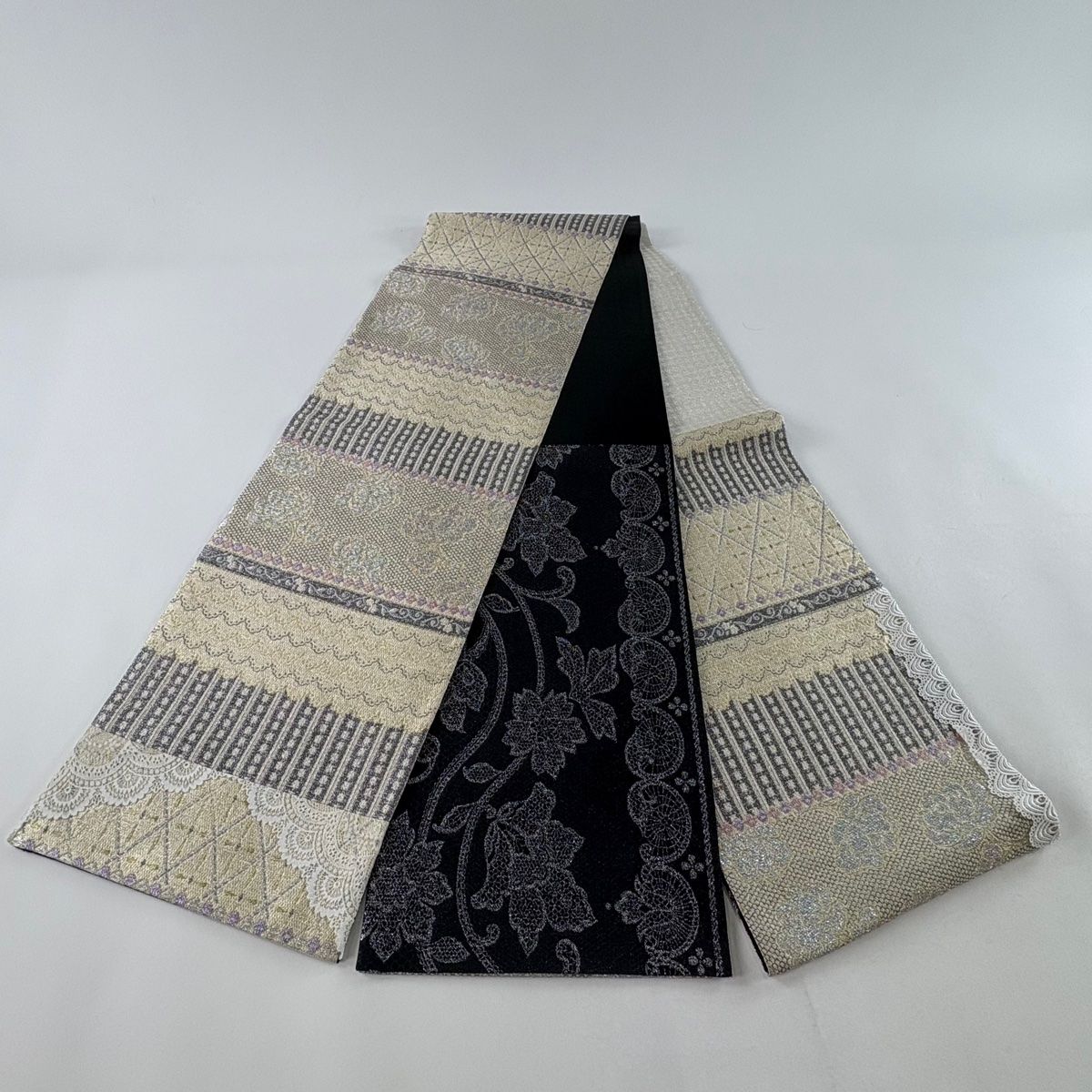 505my14△市松模様 唐草 よろけ縞 銀糸 袋帯△美品