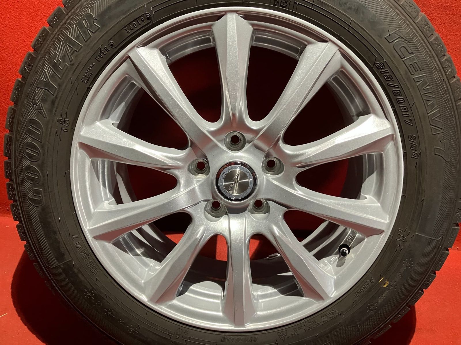 スタッドレスタイヤホイールセット 215 60R17 GOODYEAR NAVI7 17x7.0 48 114.3 5H 社外 ジョーカー 4本SET