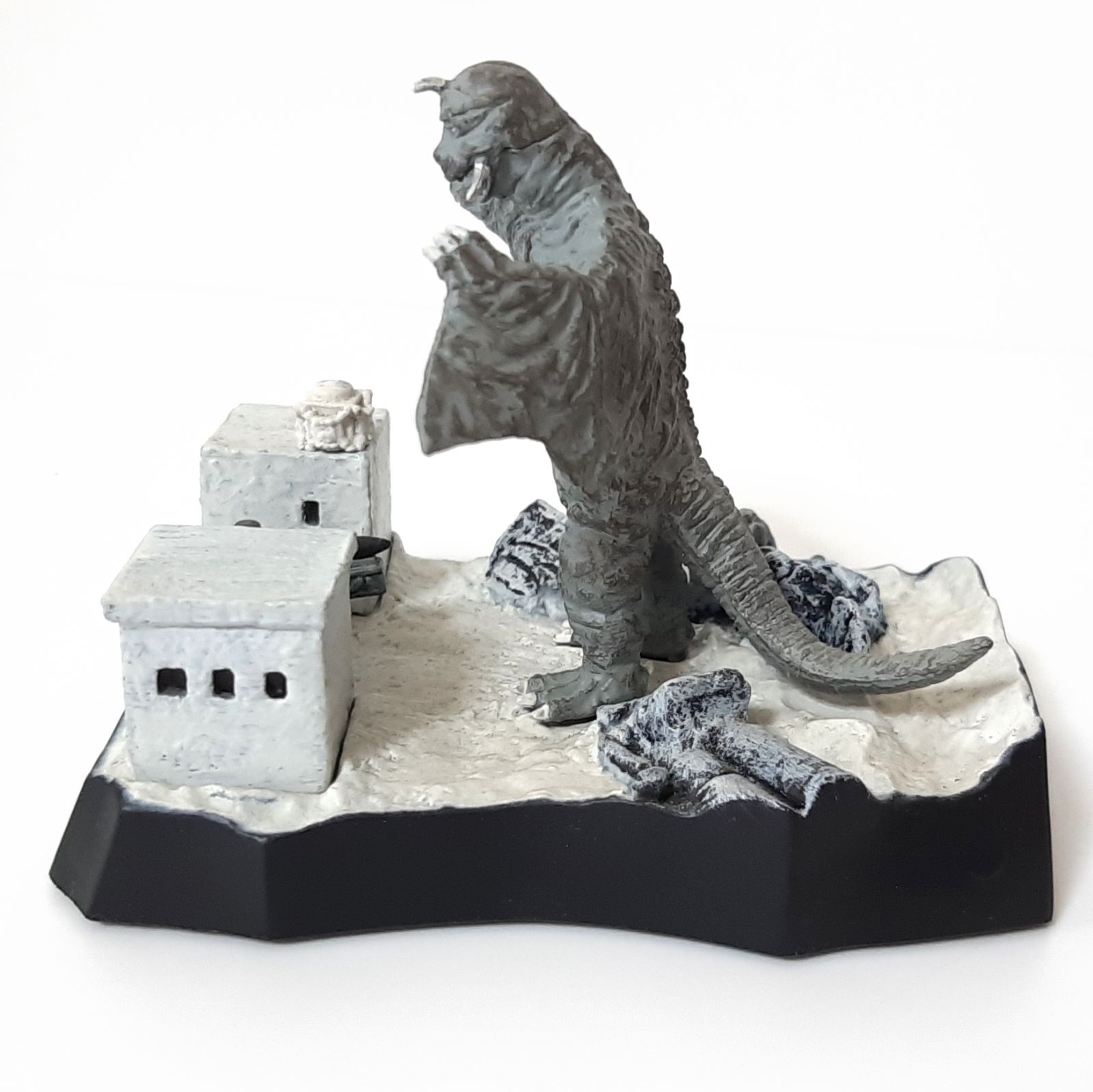 名鑑シリーズ ウルトラ怪獣戯画 シークレット ペギラが来た