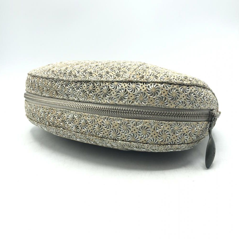 HIROKO HAYASHI シルバー クラッチバッグ 公式】HIROKO HAYASHI