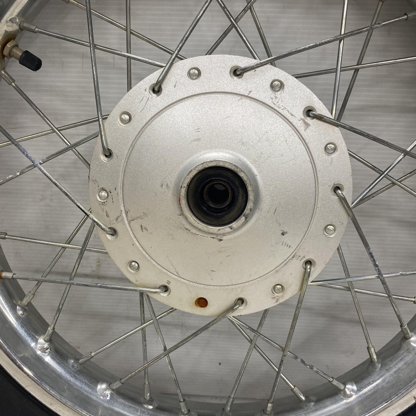 スーパーカブ110 フロントホイール送料込み中古品 スーパーカブ110 フロントホイール - メルカリ