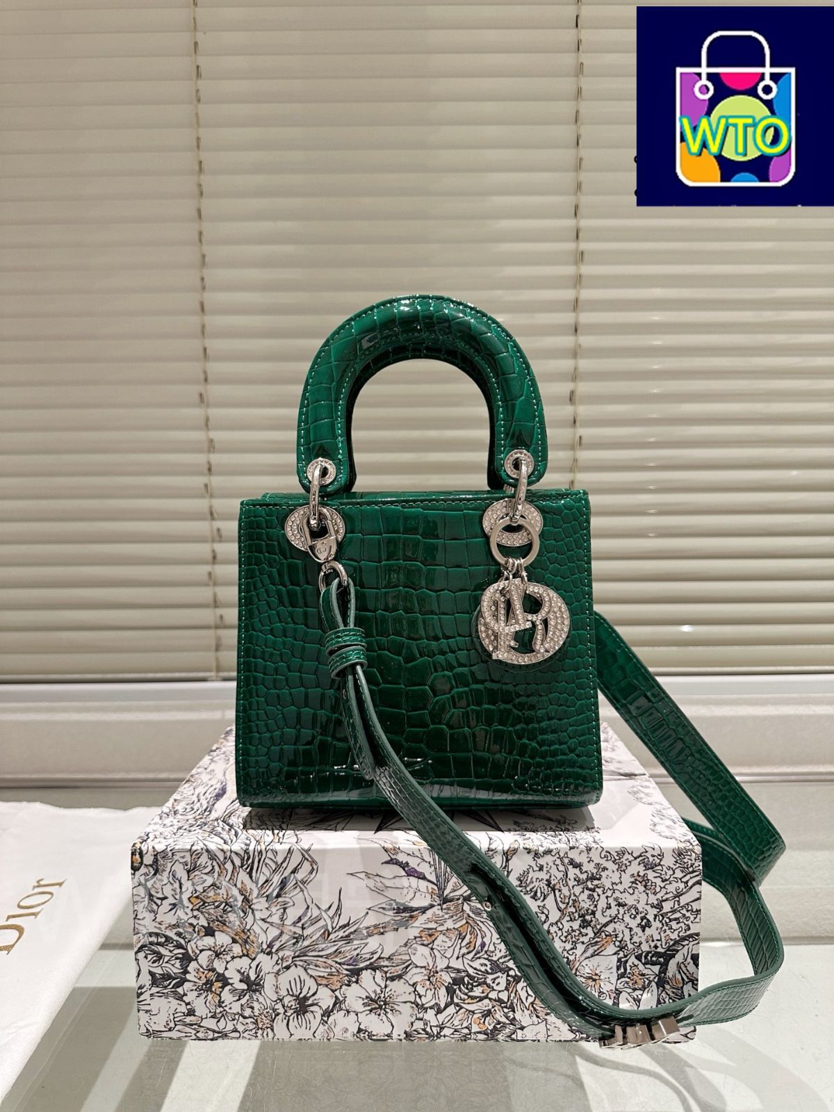 Dior モノグラム ベルト ギフトバッグ付き DIOR ディオール カーフレザーベルト | アウトレットジャパン福岡