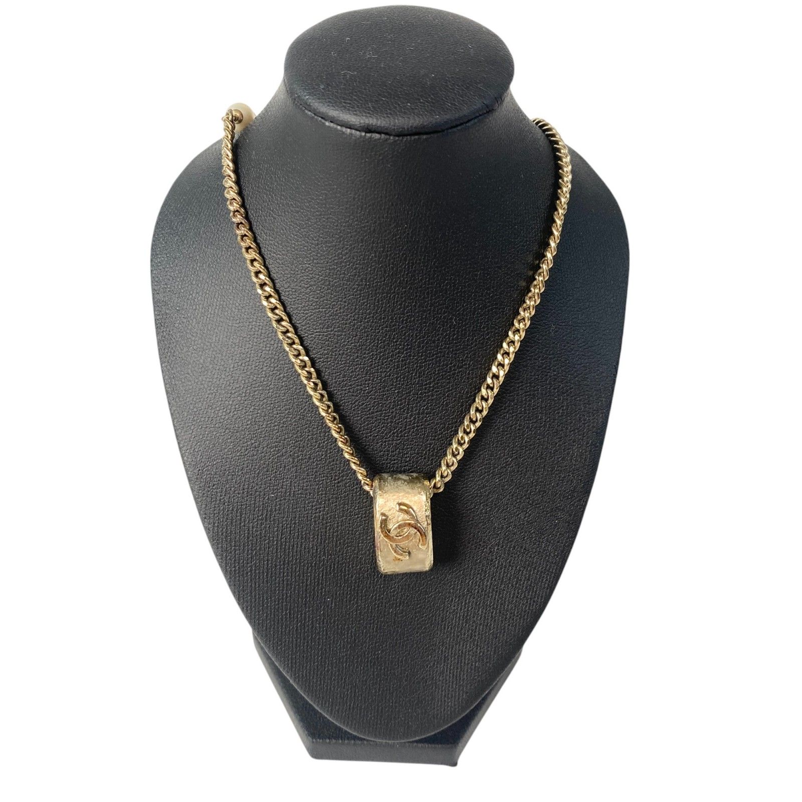 シャネル CHANEL レディース ココマーク ネックレス A12【中古 シャネル CHANEL レディース ココマーク ネックレス A12【中古