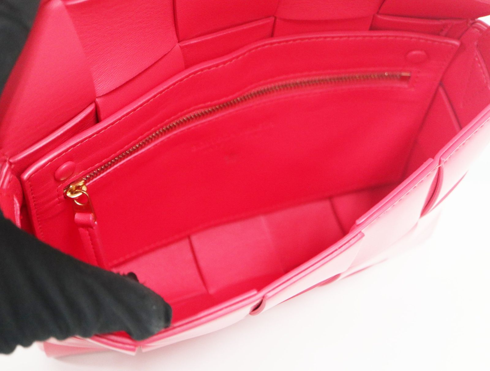 ボッテガヴェネタ BOTTEGA VENETA マキシイントレチャート カセット レッド系 ショルダーバッグ 578004 美品 バッグ ボッテガヴェネタ BOTTEGA VENETA マキシイントレチャート カセット