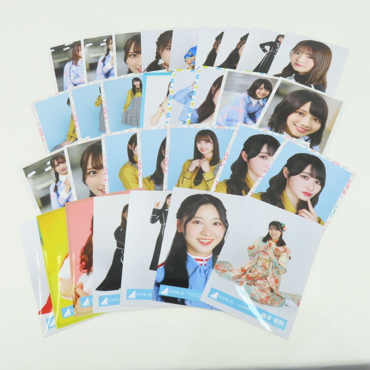 日向坂46 グッズ 写真集 まとめ 日向坂46 グッズ 写真集 まとめ 日向坂46 写真 約330枚 セット まとめ