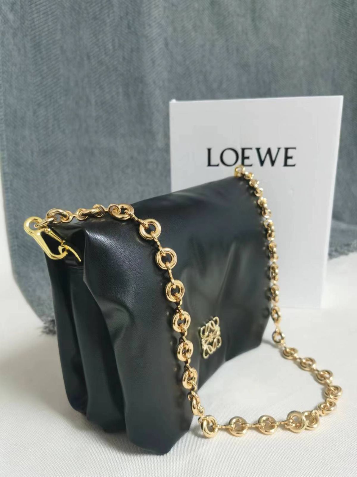 LOEWE ロエベ ショルダーバッグ