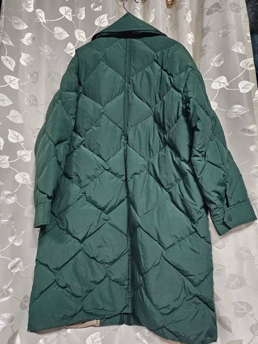 ラッシーエント ダイヤ キルティング ロング ダウン グリーン