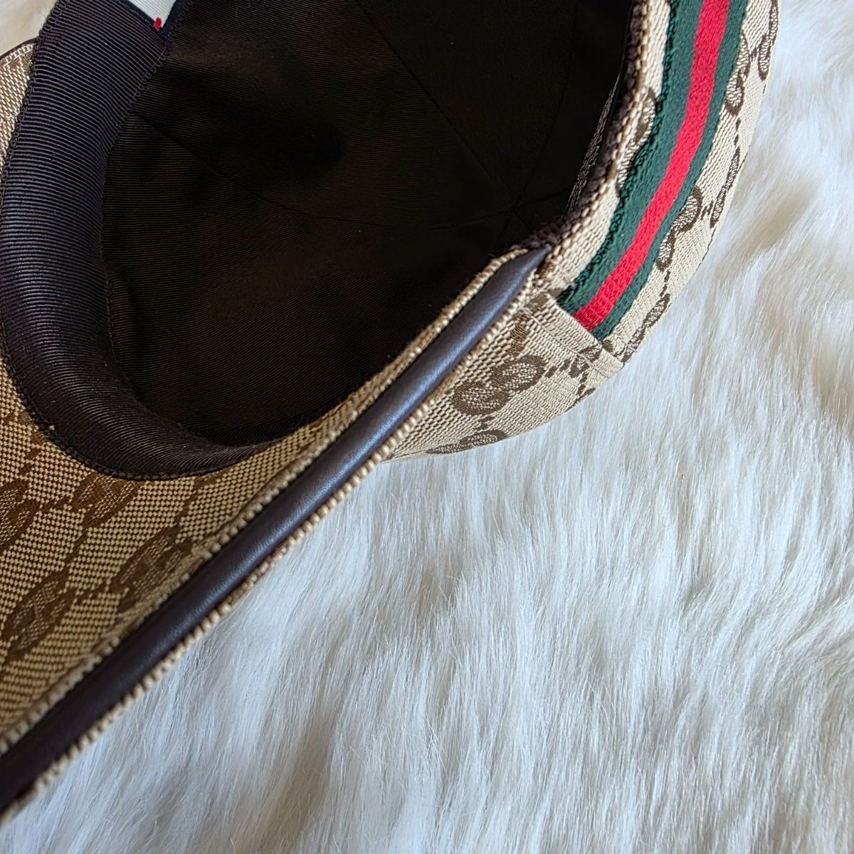 ☆ 定価7万 GUCCI (グッチ) ウェブ ストライプ付き GGキャンバス