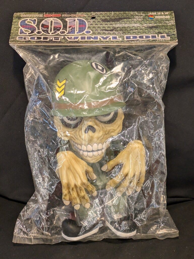 MEDICOMTOY MADTOYZ SOD SOFT VINYL DOLL SARGENTD (FULLCOLOR