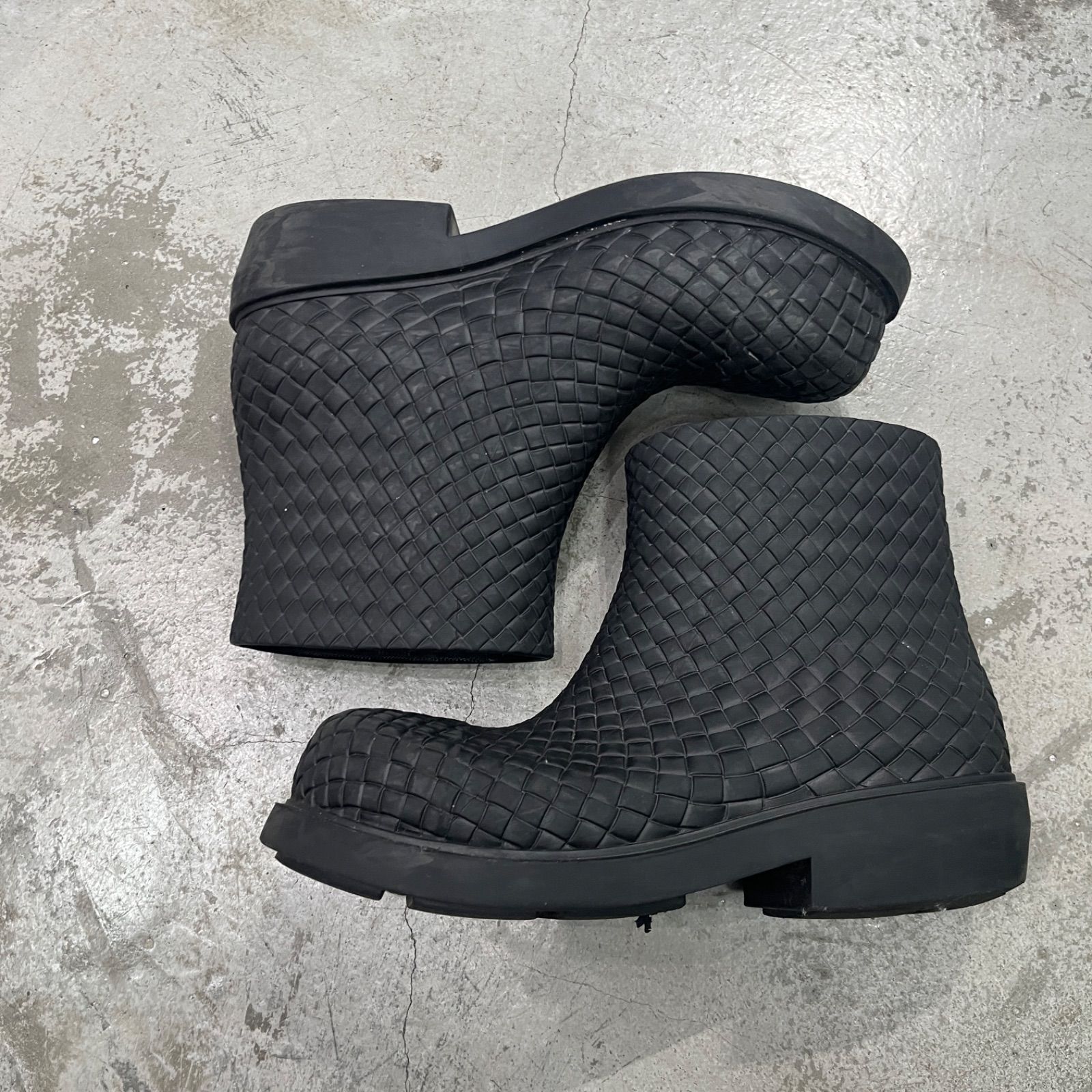 BOTTEGA VENETA ファイヤーマン ラバー アンクルブーツ ボッテガ