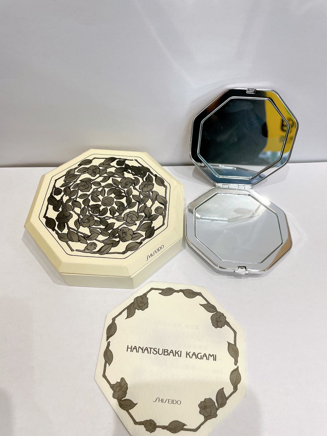 非売品 資生堂 花椿CLUB キレイアッププログラム2009 花椿鏡