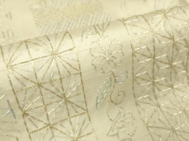平和屋本店■極上　紬　総刺し子刺繍　名物裂草花文　練色地　逸品　未使用　DZAA5606kh5 平和屋本店□極上 紬 総刺し子刺繍 名物裂草花文 練色地 逸品 未使用