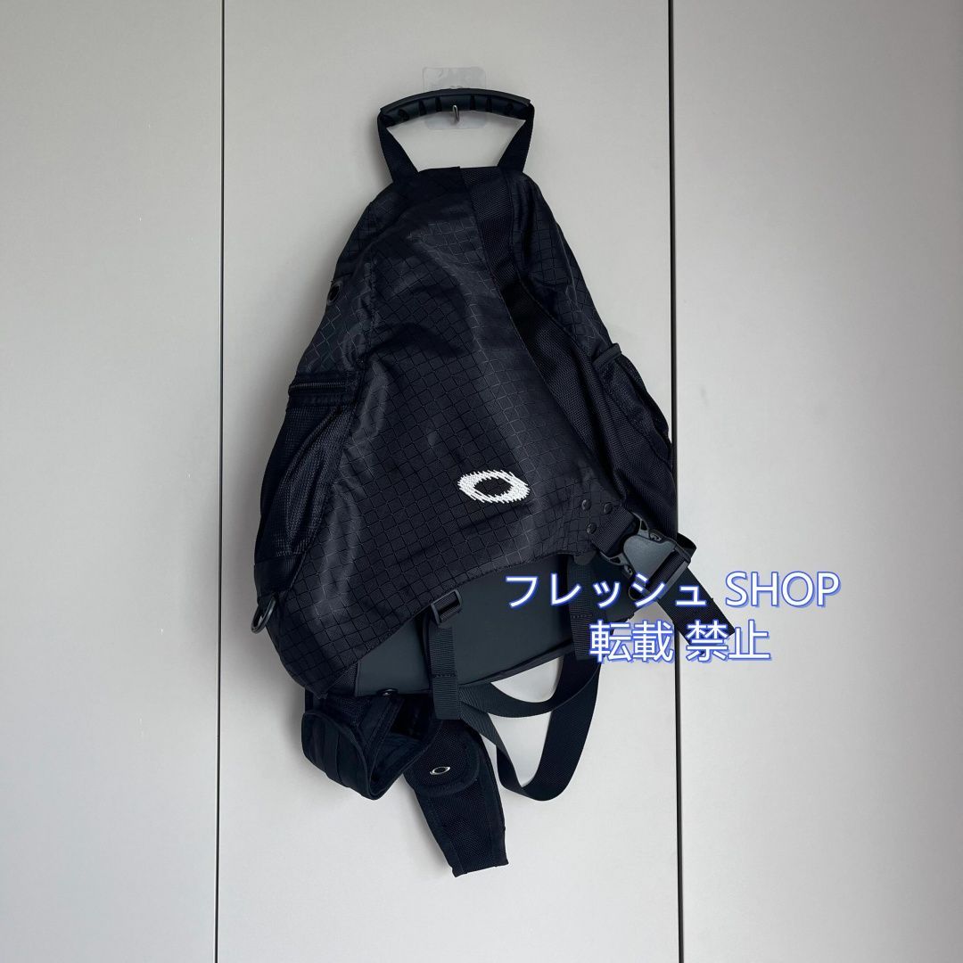 新品未使用】✨OAKLEY オークリー 00s Y2K ワンショルダーバッグ