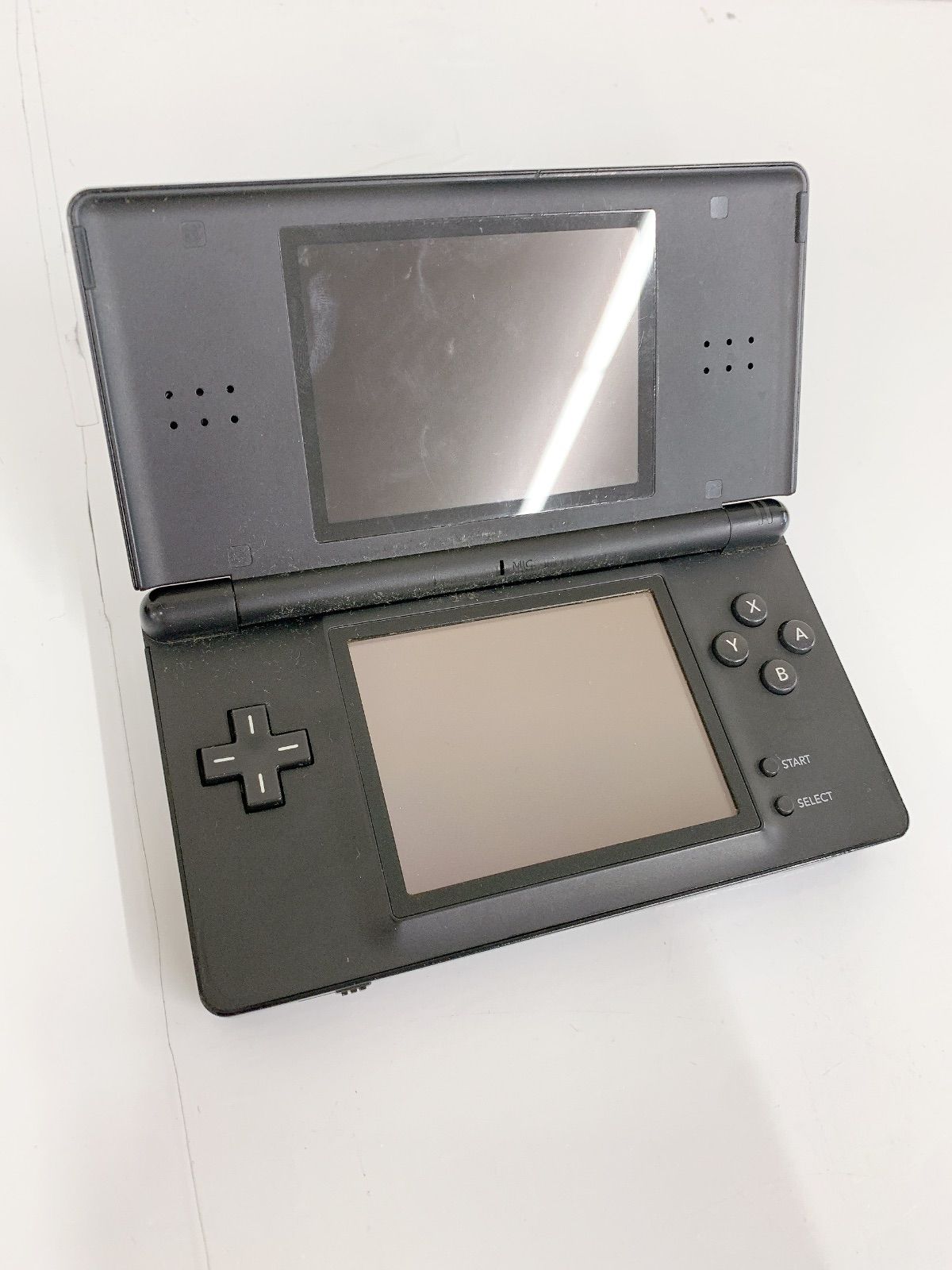 ●2 動作 済 Nintendo ニンテンドー DS Lite ライト 黒 ブラック 説明書付き ストラップ付き タッチペンなし ゲーム機本体 1