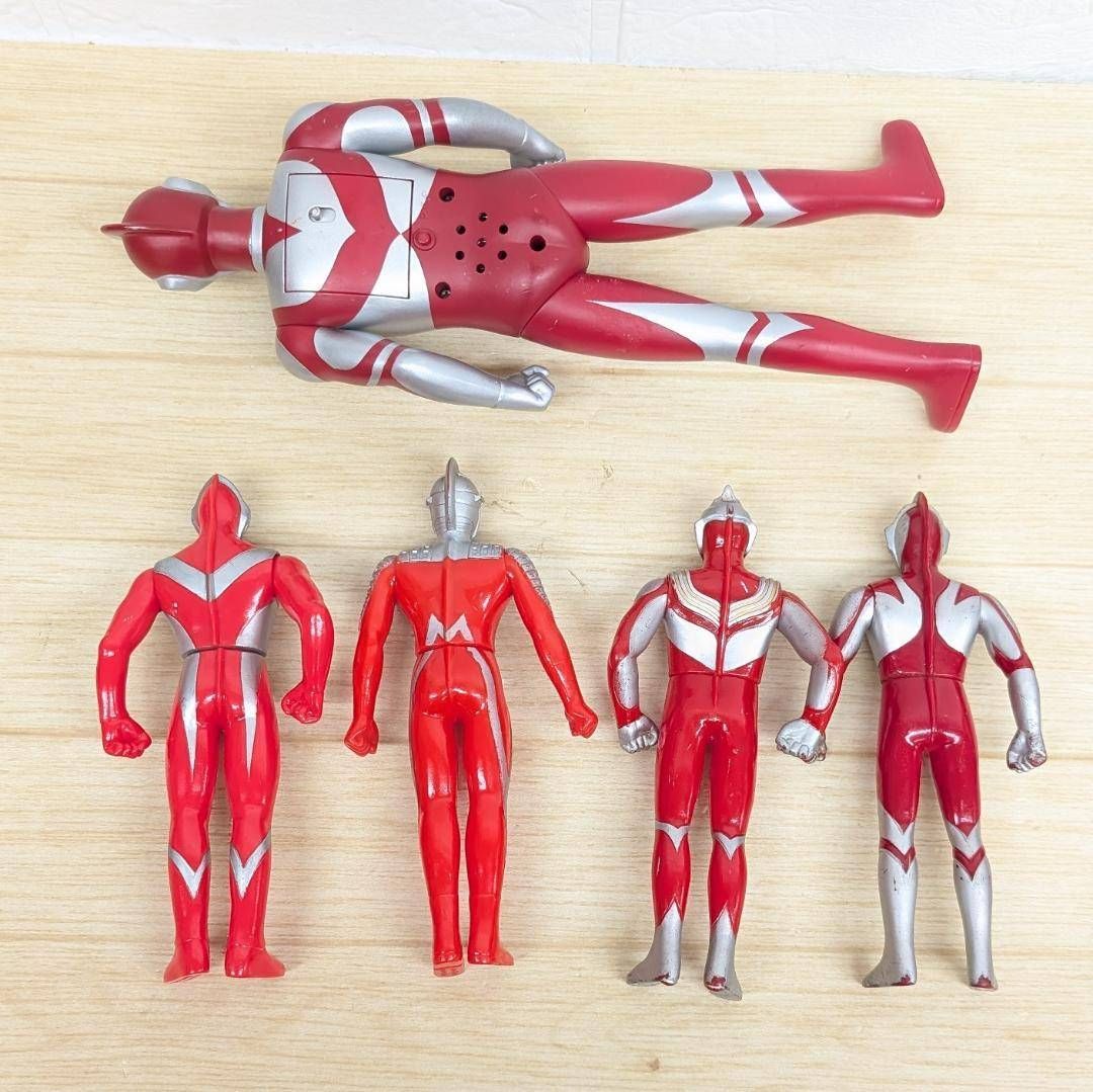 ウルトラマン ソフビ まとめ売り 1983年～ 当時もの　レア 希少 14体＋1 ウルトラマン ソフビ まとめ売り 1983年～ 当時もの レア 希少