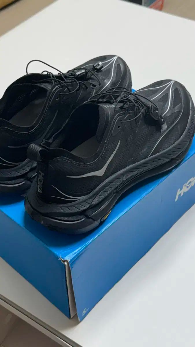 ホカオネオネ マパテ