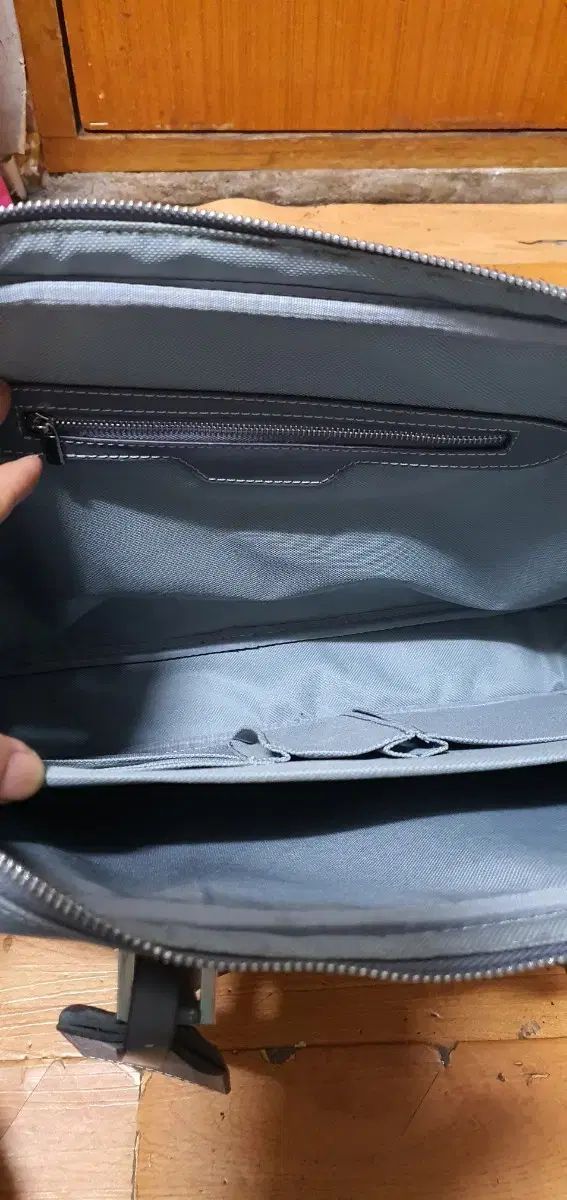 CHRISTIENBARA ブリーフケース A レベル