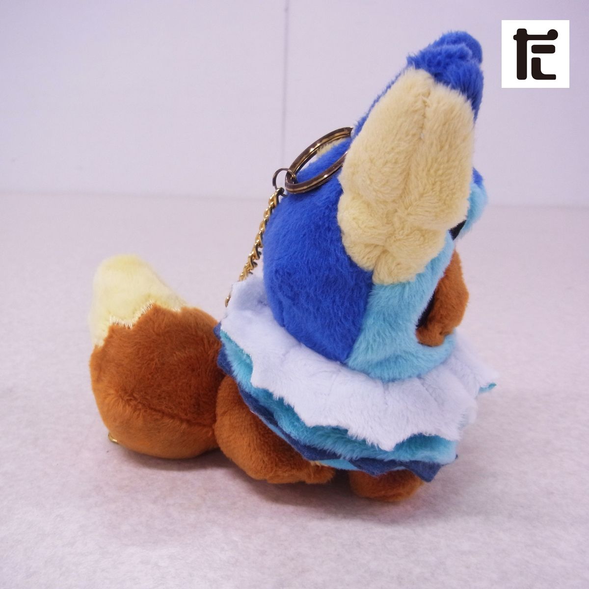 ポケモン - ポンチョを着たイーブイ　シャワーズ Amazon.co.jp: ポケモンカードゲーム 137/SM-P ポンチョを着た