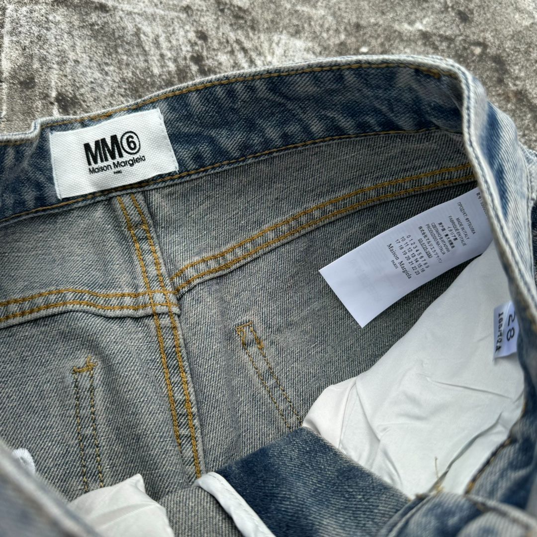 お値下げ⭐︎ＭＭ６　コーティングデニム MM6 Maison Margielaのインディゴ コーティング ジーンズがセール中
