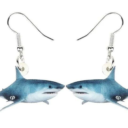 サメのピアス アクリル シャーク ユニセックス 可愛い ペア お揃い ユニーク 贈り物 贈りもの 鮫 新品 - メルカリ