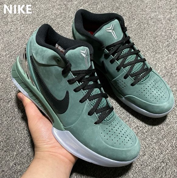 新品 未使用 Nike Kobe 4 Protro コービー4 プロトロ スニーカー 男女  