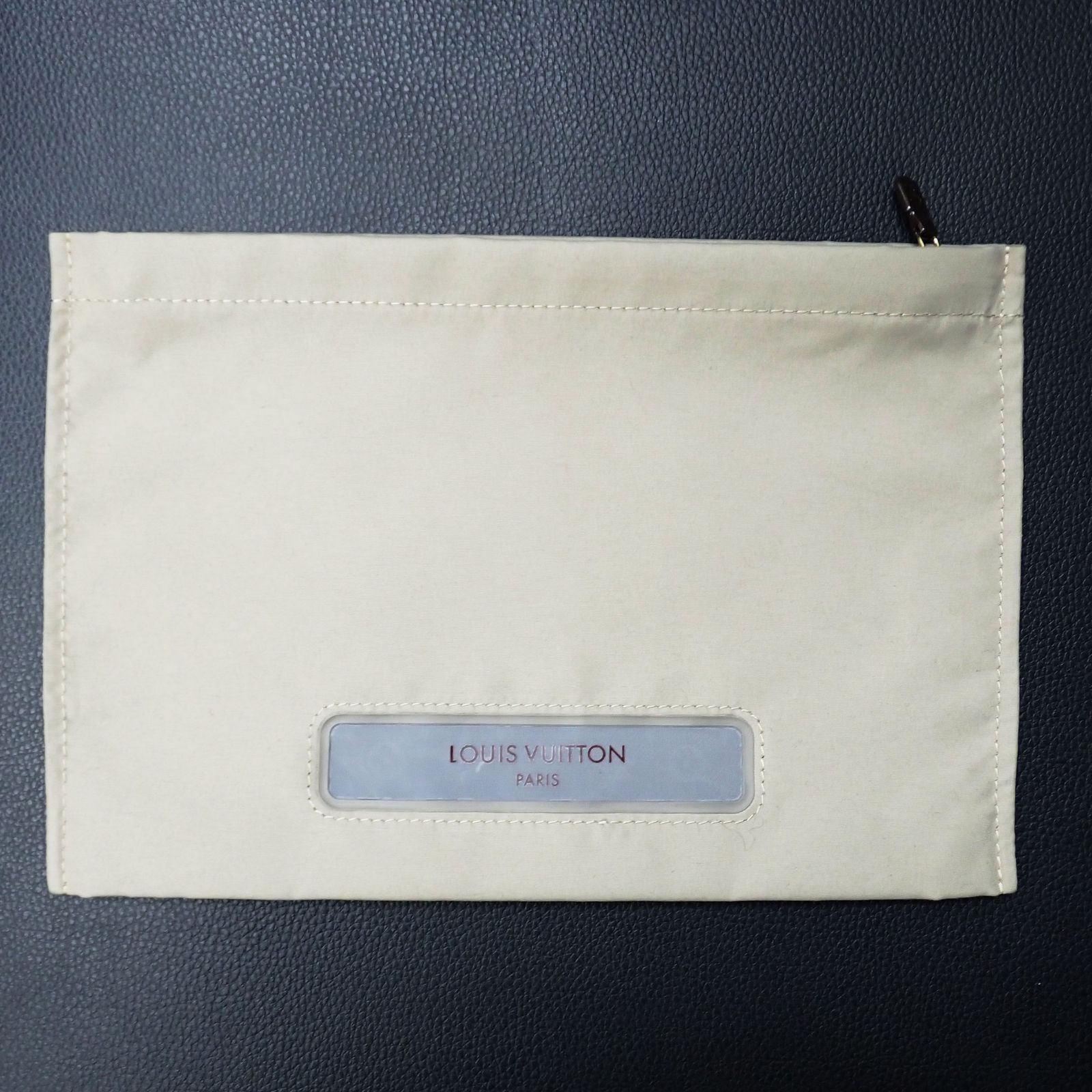 LOUIS VUITTONトゥルースヴォワヤージュ　ポーチ大サイズ 楽天市場】LOUISVUITTON(ルイヴィトン）M47835 トゥルースヴォワ