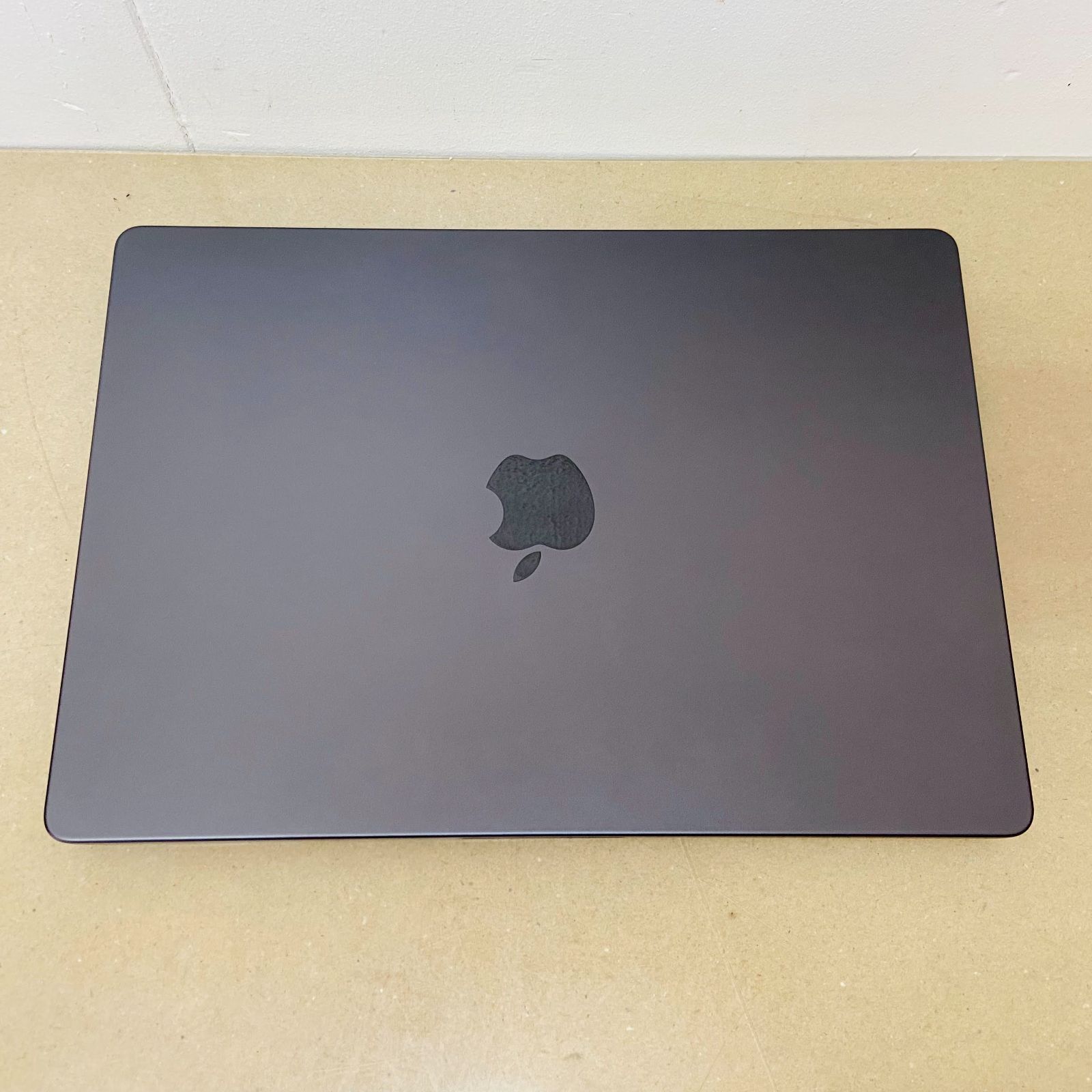【超美品】 MacBook Pro 14インチ M3 / バッテリー100% 超美品】 MacBook Pro 14インチ M3 / バッテリー100%