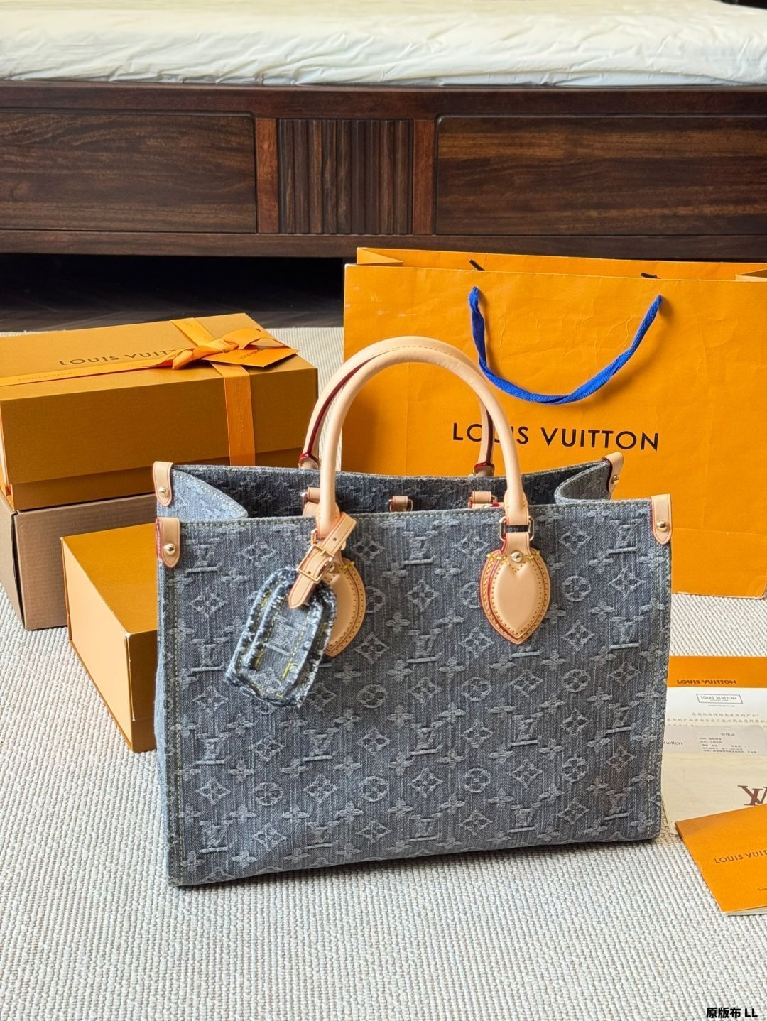 今日特価】LV 25 Limited Denim Onthego Jungle Bag ルイ