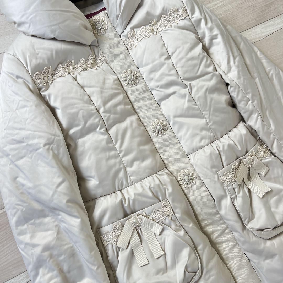 新品タグ付♡スーパビューティー リボン 花柄刺繍 フーデッドロングコート 総柄 新品タグ付♡スーパビューティー リボン 花柄刺繍 フーデッド