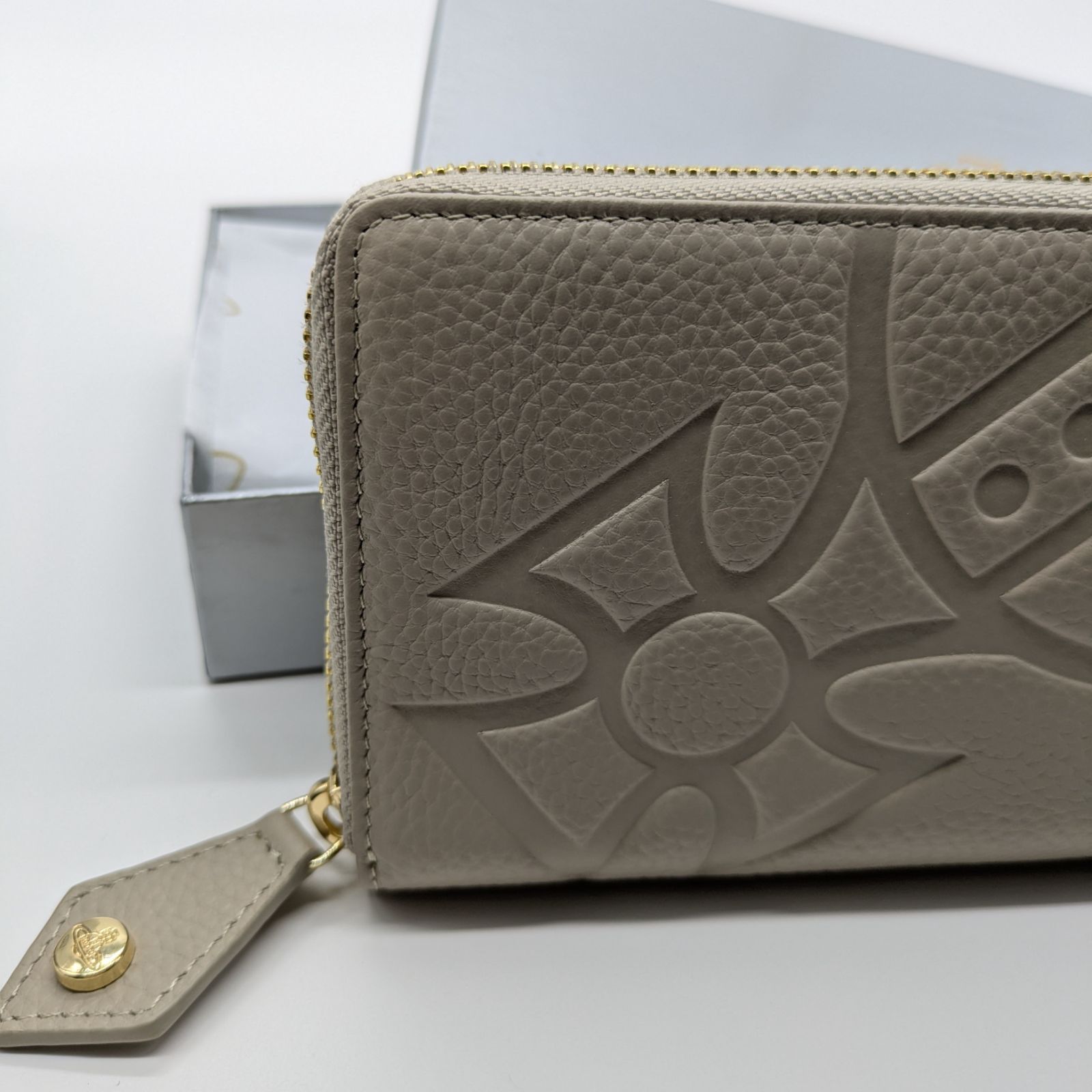 Vivienne Westwood ☆長財布☆ライトグレー ベージュ イエロー レザー 