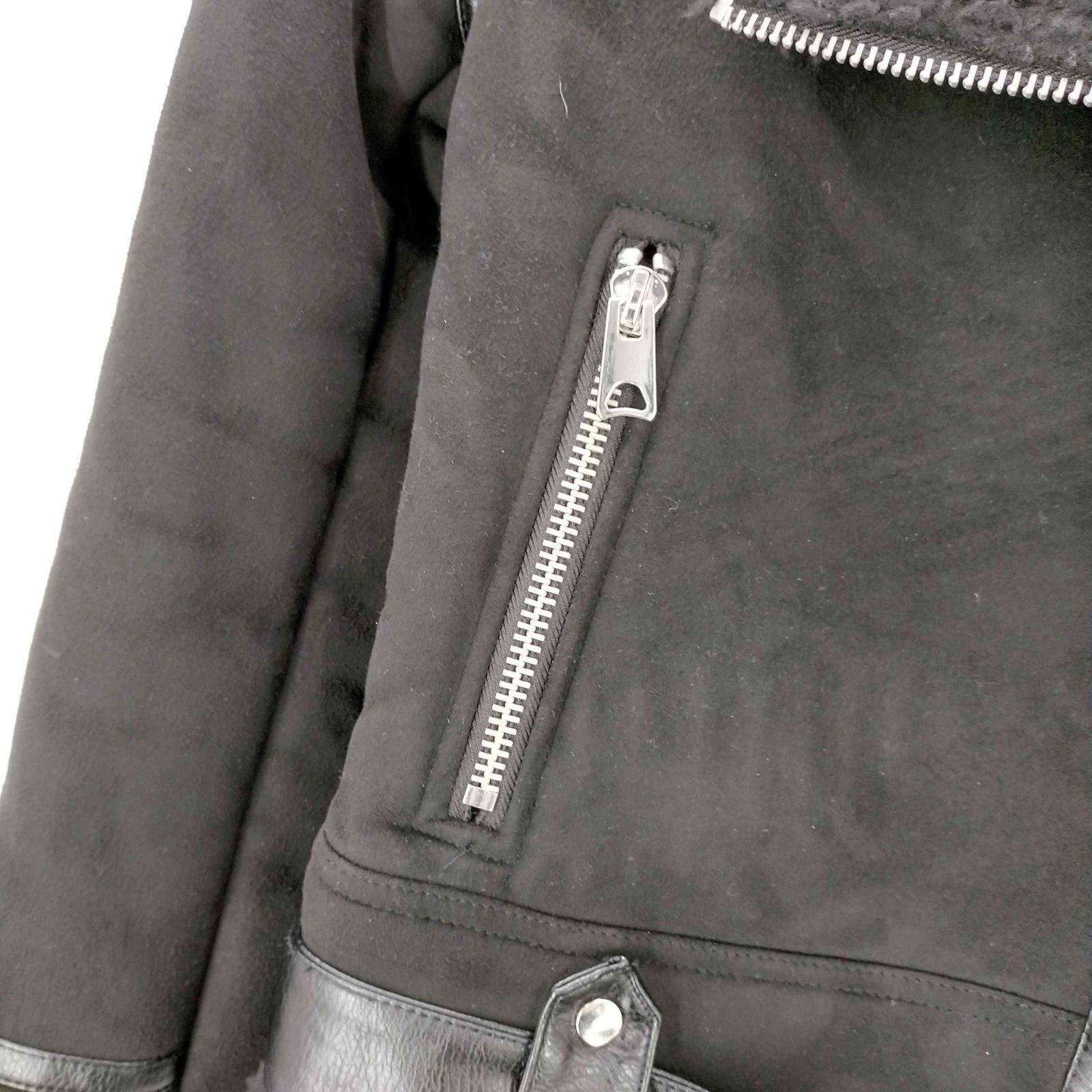 【美品】ZARA ザラ ダブルライダースジャケット フェイクムートン ボア S ZARA - 【ZARA】フェイクムートンライダース ボアジャケット