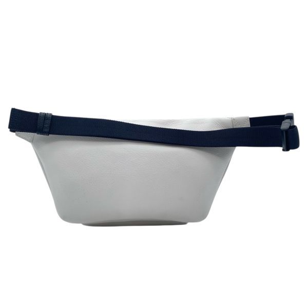 バレンシアガ BALENCIAGA エブリデイ ロゴ ベルトバッグ ボディバッグ ウエストポーチ オフホワイト レザー メンズ 5E110