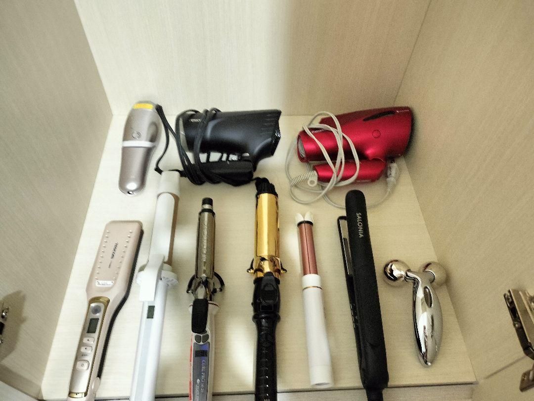 美容家電10点セット　アイロン　ドライヤー　脱毛器　ほぼ新品多数　絹女等 美容家電10点セット アイロン ドライヤー 脱毛器 ほぼ新品多数 絹女等 絹