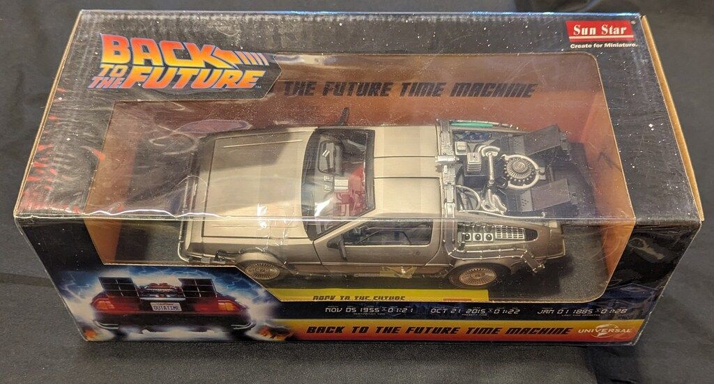 SUN STAR DIE CAST METAL TIME MACHINE 黒パッケージ 1/18スケール