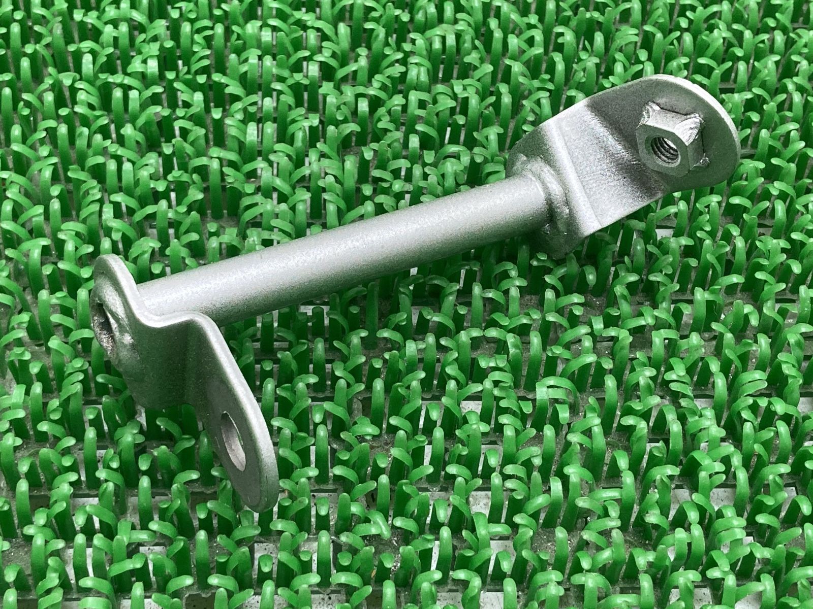 YSR50 アンダーカウルガイドステー 在庫有 即納 ヤマハ 純正 新品