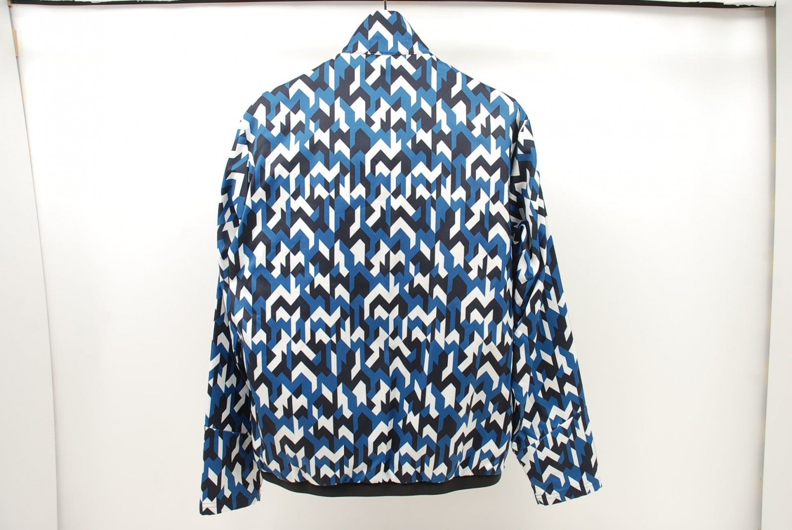 le coq sportif - coco 中古 ルコックスポルティフ le coq sportif メンズ ブルゾン L 黒×青×白 長袖アウター 中綿インナーベスト付き  幾何学柄 中古 メンズ ルコックスポルティフ le coq sportif ブルゾン L