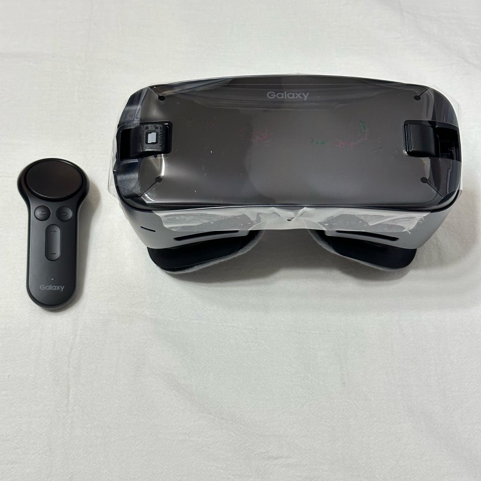 Samsung Galaxy Gear VR ☆ 専用コントローラー付属