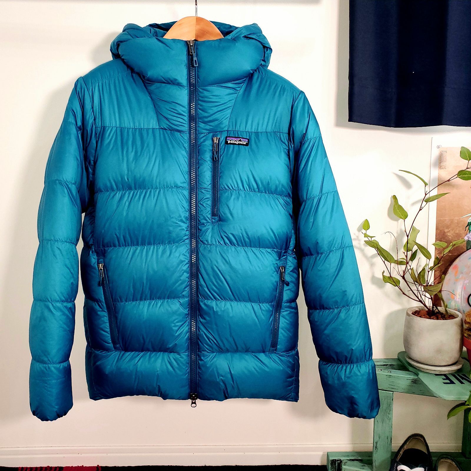 Patagoniaパタゴニア□USED 18年 Fitz Roy Down Parka バルカンブルー S フィッツロイ ダウン パーカ  定価62700 ビレイヤージャケット - メルカリ