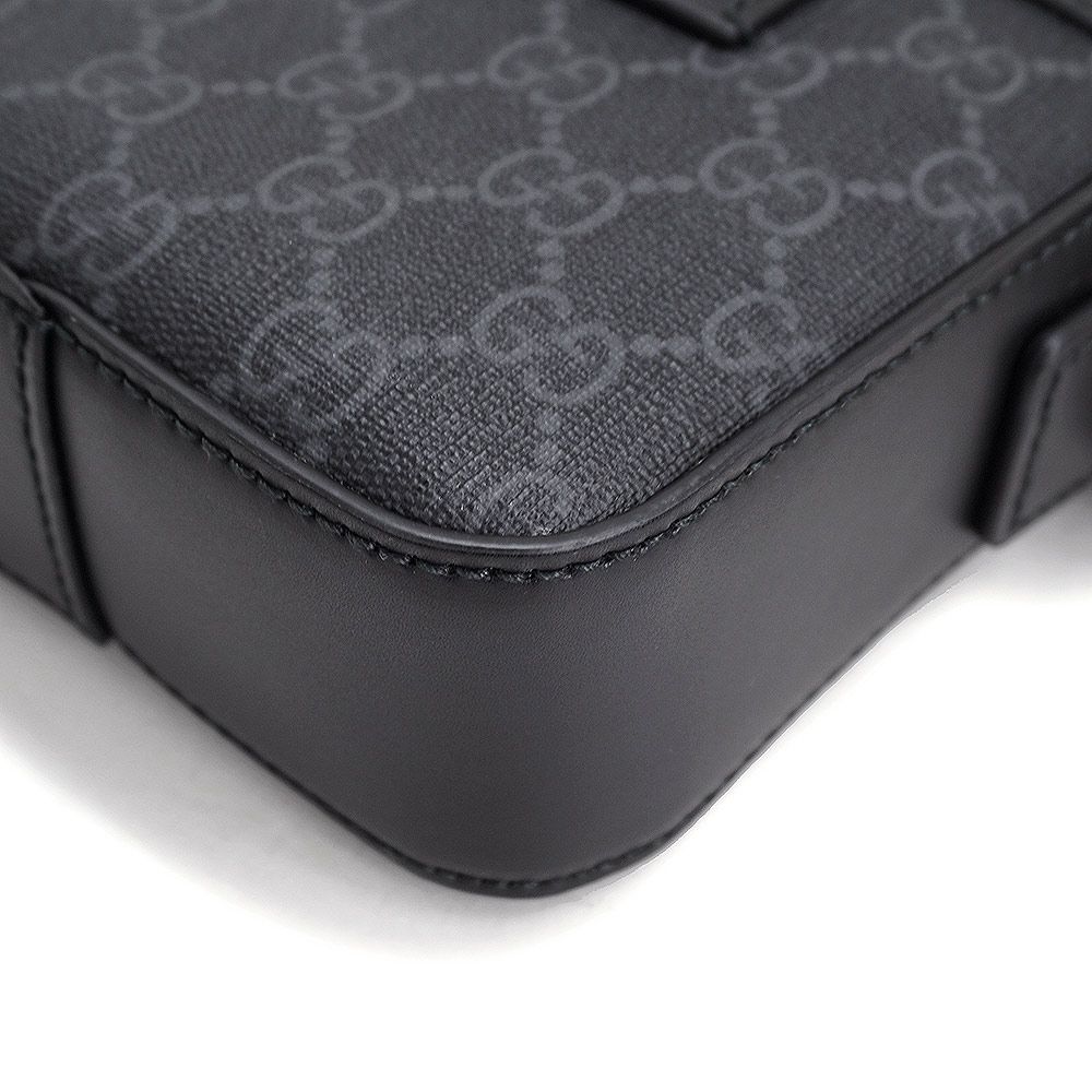 グッチ GG メッセンジャー ショルダーバッグ 斜め掛け GGスプリーム  