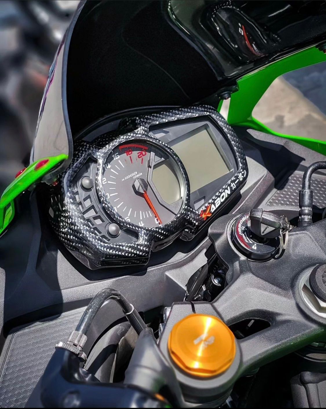 ZX-25R ZX6R カーボンスピードメーターカバー - メルカリ