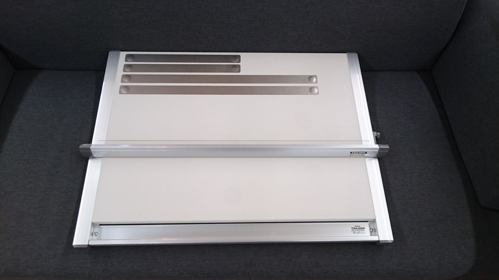 KOKUYO TR-HHEF11 製図板 建築士 ライナーボード 平行定規 A2