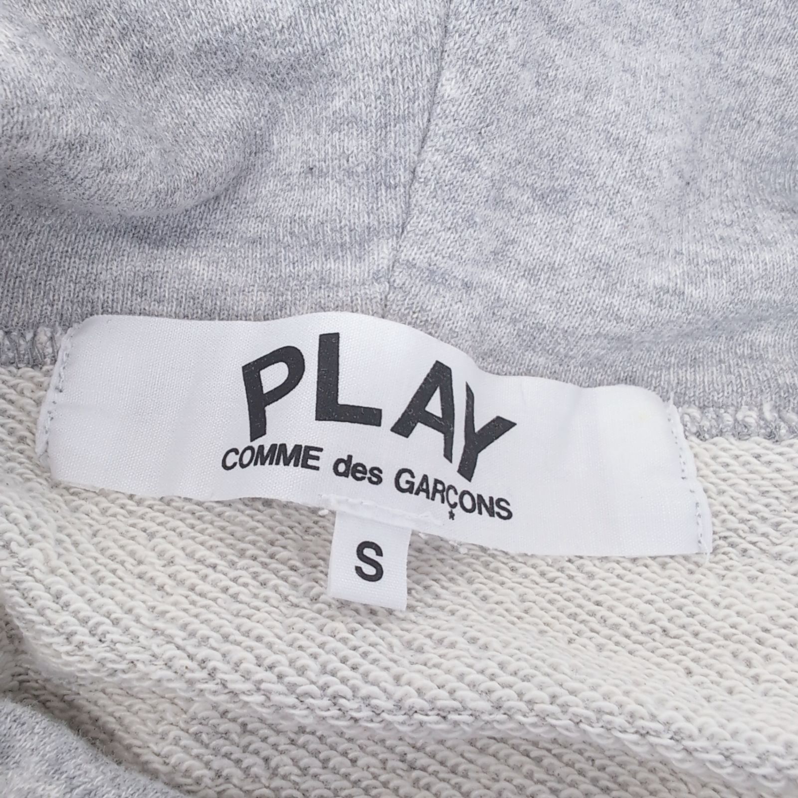 PLAY COMME des GARCONS /プレイ コムデギャルソン/パーカー/S