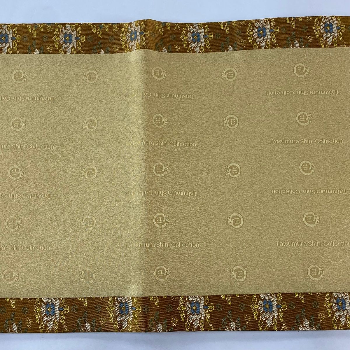 開き名古屋帯 美品 逸品 龍村晋 草花 山吹茶色 正絹 【中古