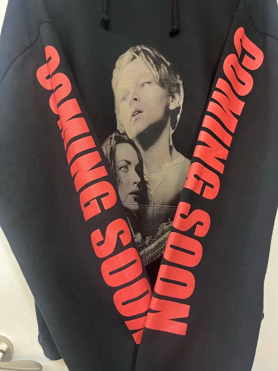 VETEMENTS タイタニック フード VETEMENTS タイタニック フード
