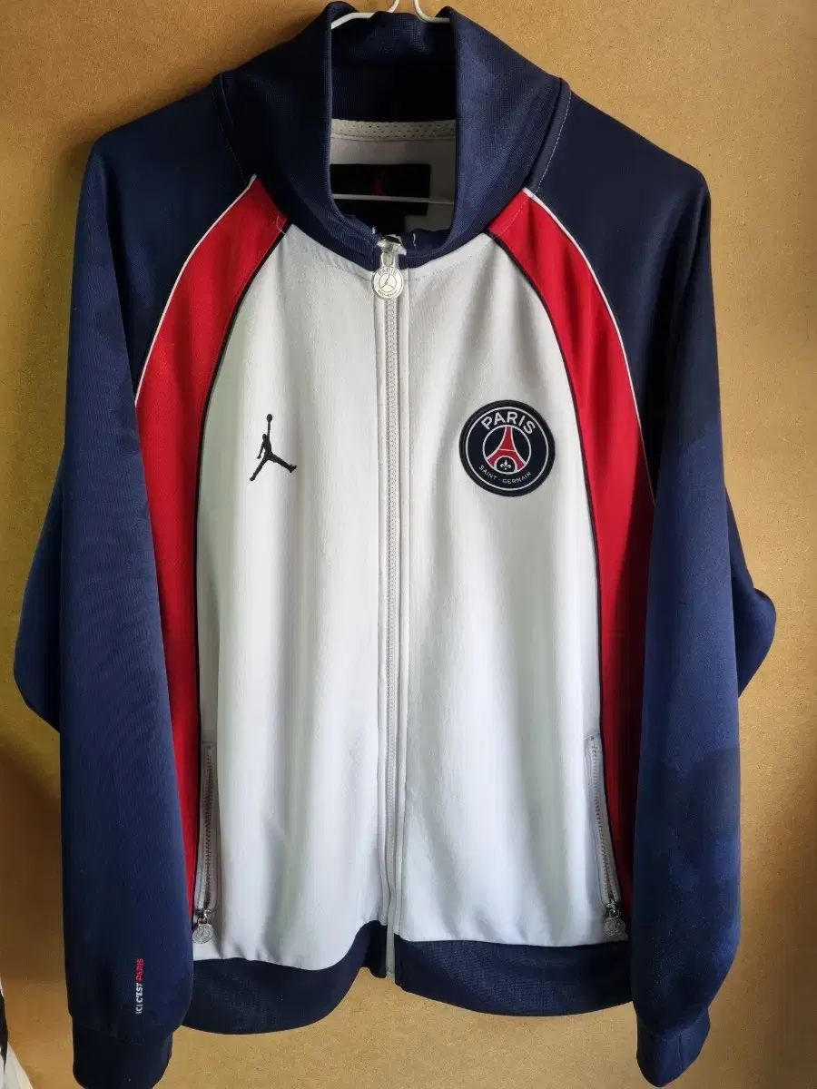 Jordan パリ・サンジェルマン ジャージ