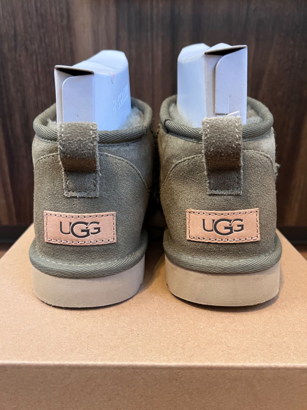 アグ UGG クラシック ウルトラ ミニ ムートンブーツ25cm - メルカリ