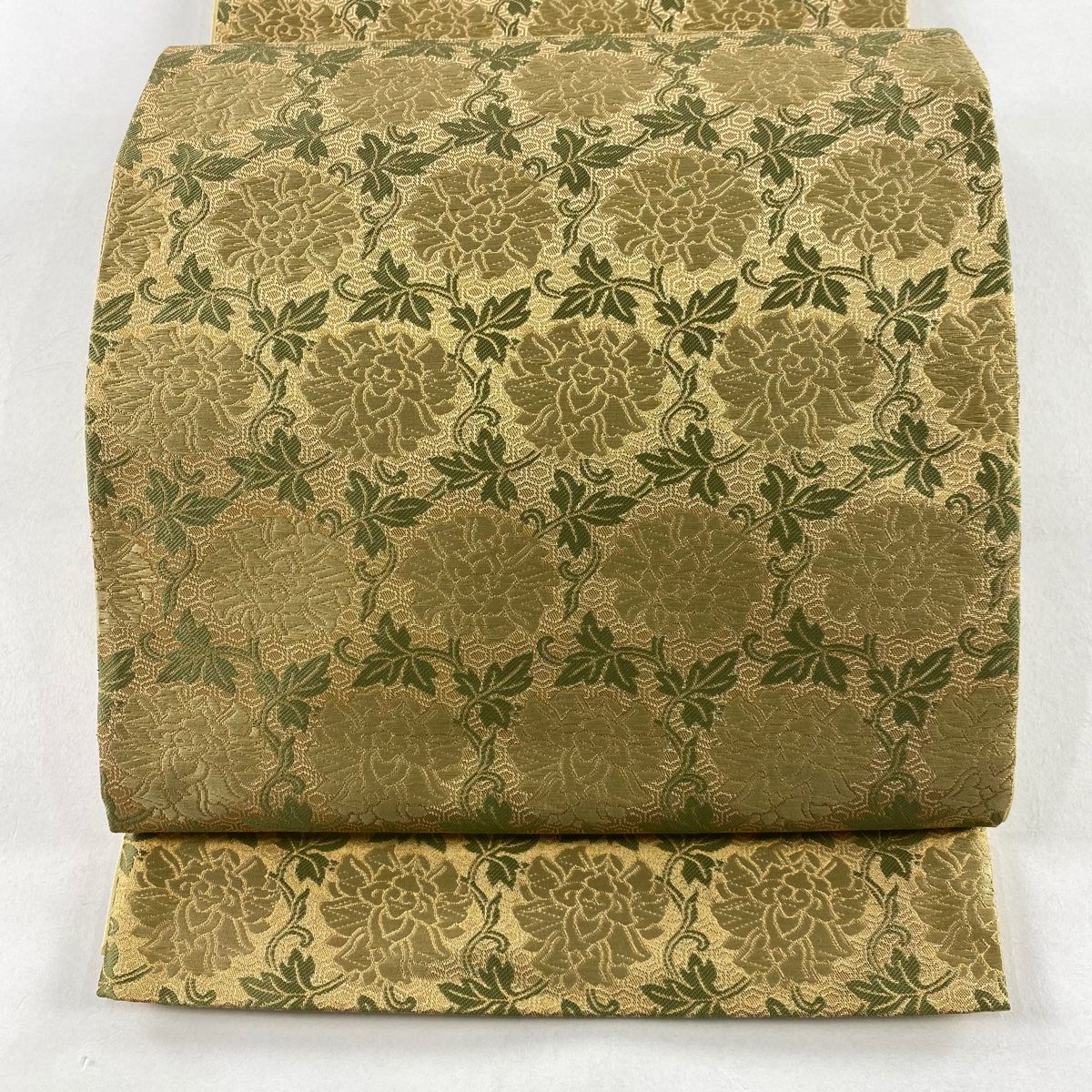 袋帯 秀品 花唐草 亀甲 箔 ベージュ 六通 正絹